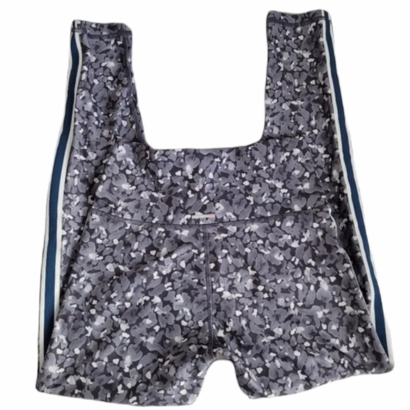 Aerie Chill.Play.Move Gray Print Ankle Leggings - Picture 1 of 13